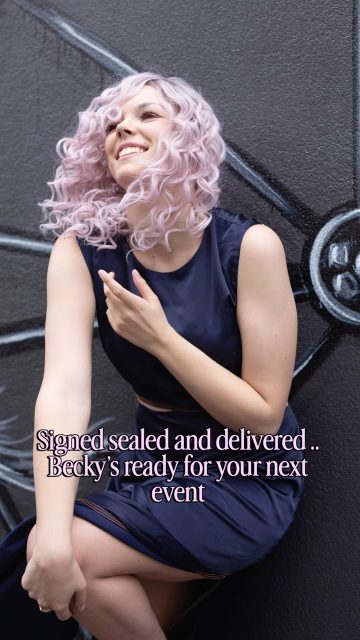 When you choose your hair before the dress. You know it’s s winner .. 🏅 So many deliveries 🚚 signed sealed and delivered 💗💗#beckywig #curlywig #curlyhair #curlyhairstyles