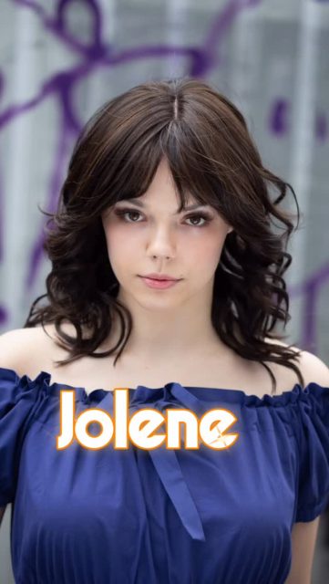 The future in wigs …. Jolene in the sun ☀️ ohhh boy did we have fun with her😬 … Jolene is the magnificent creation of @baldmothertucker #jolene #wigsthatfit #syntheticwigs