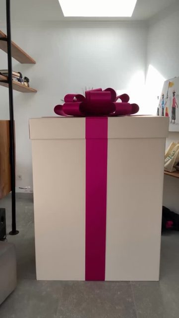 The gift that will keep on giving, wigs are the new shoe obsession  #wigslove #wigwardrobe #alopecia #technofibre